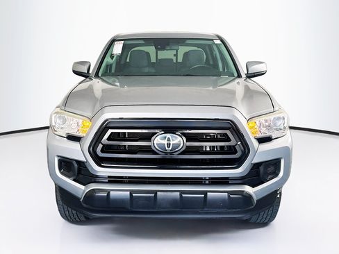 Used 2020 Toyota Tacoma SR w/ SR Convenience Package RWD image 8