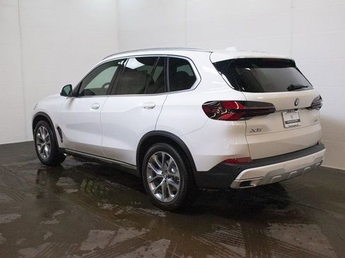 New 2026 BMW X5 xDrive40i w/ Premium Package image 6