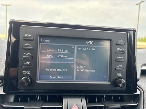 Used 2019 Toyota RAV4 LE w/ All Weather Liner Package AWD/4WD image 19