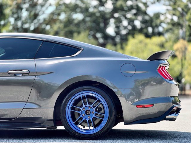 Used 2018 Ford Mustang GT Premium w/ Equipment Group 401A RWD image 13