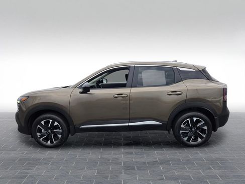 New 2026 Nissan Kicks SV AWD/4WD image 3