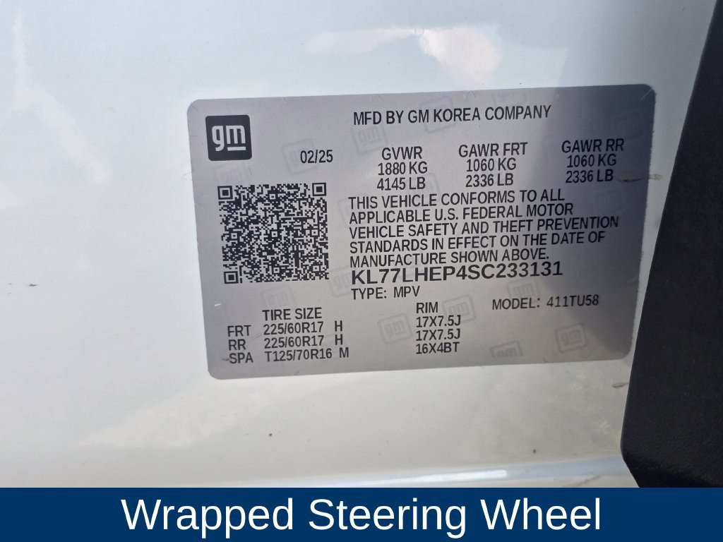 Used 2025 Chevrolet Trax LT w/ LT Convenience Package FWD image 11