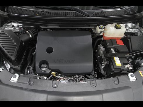 Certified 2020 Chevrolet Traverse LS FWD image 21
