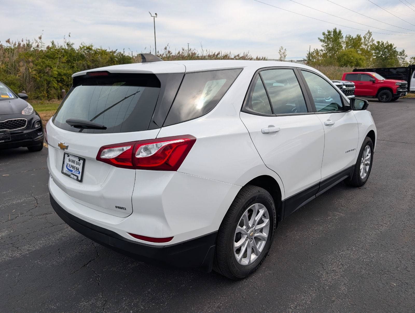 Used 2021 Chevrolet Equinox LS AWD/4WD image 8