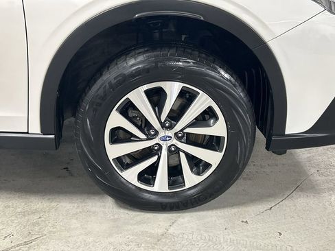 Used 2020 Subaru Outback Premium image 13