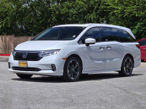 Certified 2024 Honda Odyssey Elite image 7