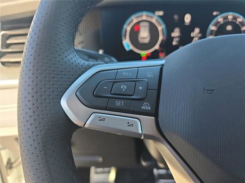 New 2026 Volkswagen Tiguan SE R-Line image 25