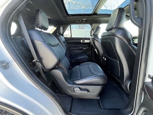 Used 2020 Ford Explorer ST w/ ST Street Pack image 20