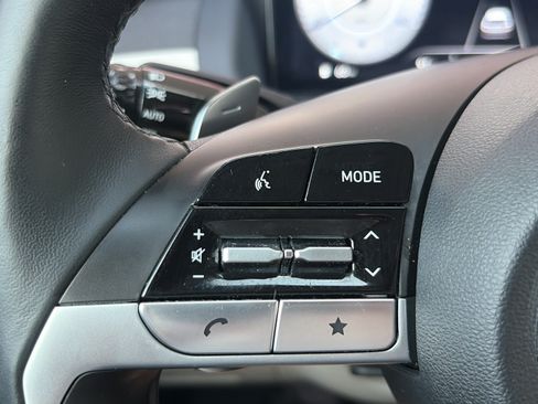 Certified 2024 Hyundai Tucson Limited FWD image 23