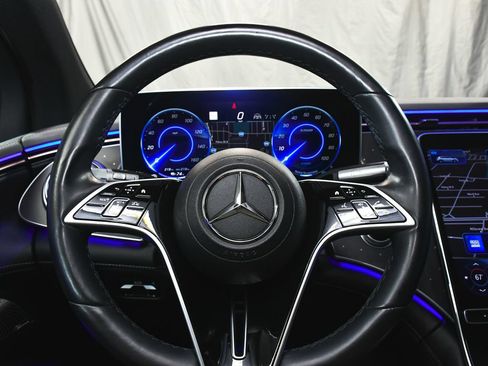 Used 2023 Mercedes-Benz EQS 450+ 4MATIC SUV w/ Pinnacle Trim Package image 40