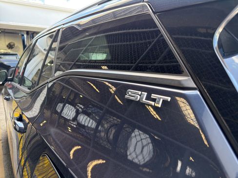 Used 2019 GMC Terrain SLT w/ Preferred Package AWD/4WD image 28