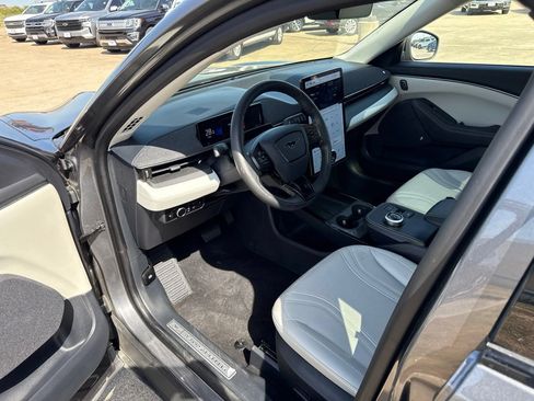 Used 2023 Ford Mustang Mach-E Premium RWD image 18