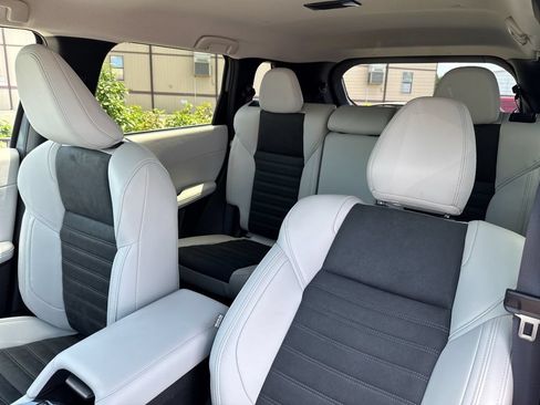 New 2026 Mitsubishi Outlander SE FWD image 33