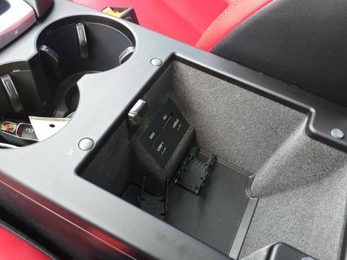 Used 2021 Porsche Macan S image 30