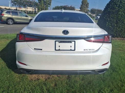 Used 2021 Lexus ES 350 w/ Premium Package FWD image 2