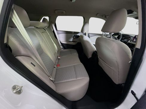 Used 2023 Nissan Rogue SV FWD image 27