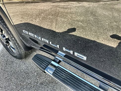 New 2026 GMC Sierra 2500 Denali w/ Denali Reserve Package image 14