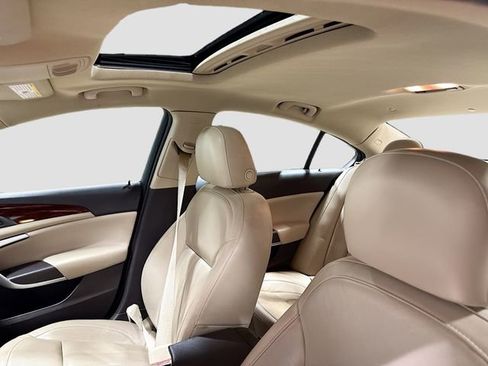 Used 2016 Buick Regal image 22