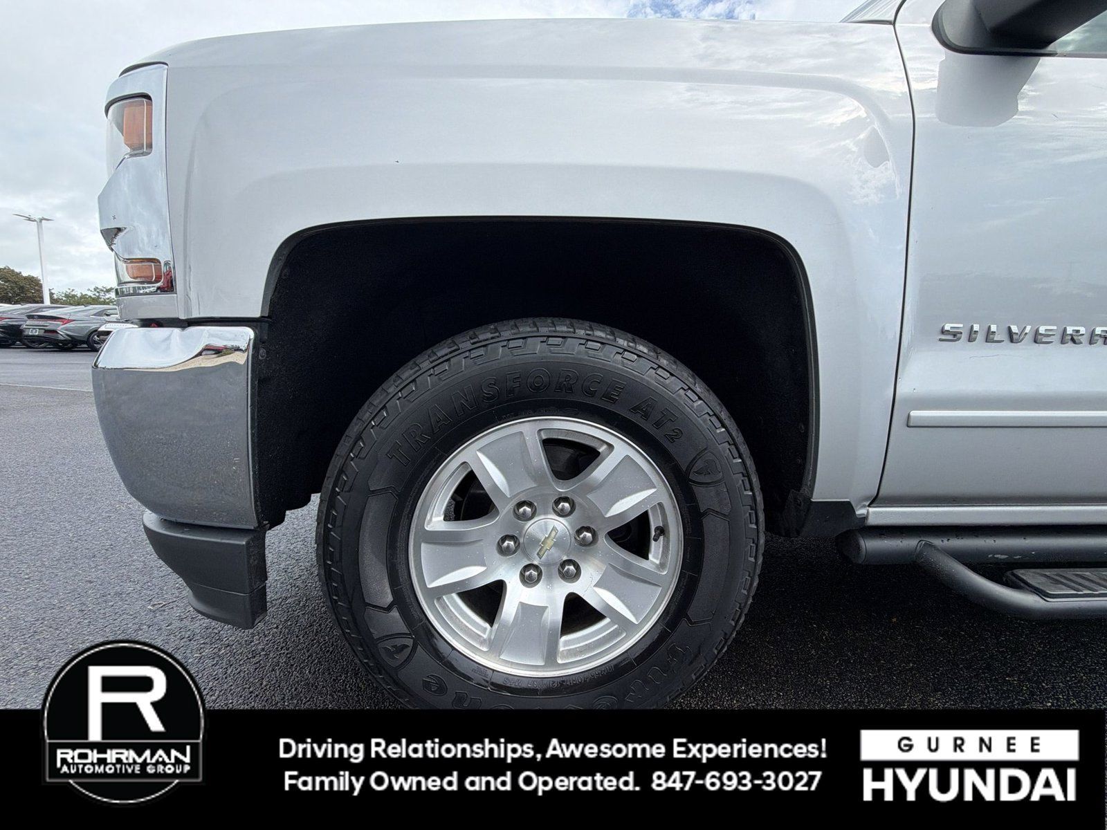 Used 2018 Chevrolet Silverado 1500 LT w/ All Star Edition AWD/4WD image 12