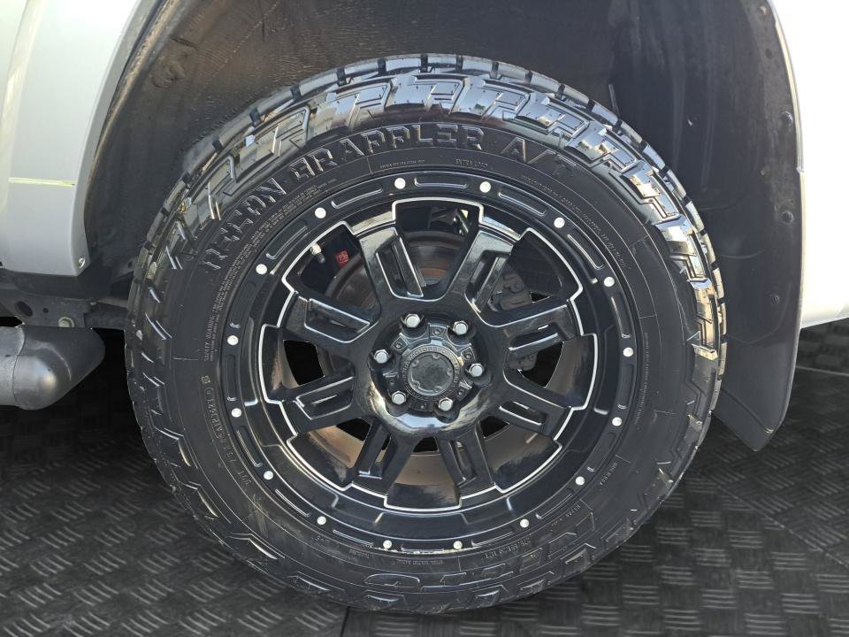 Used 2019 Toyota 4Runner SR5 Premium AWD/4WD image 22