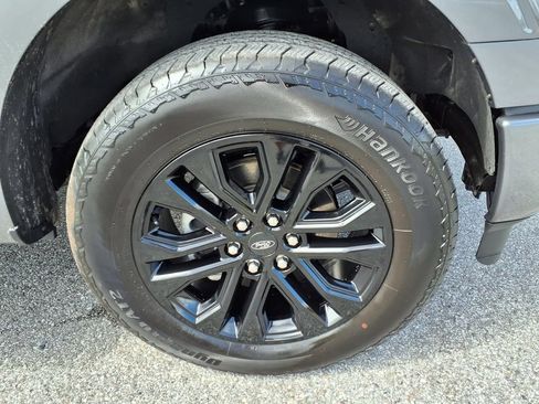 Used 2025 Ford F150 Lariat w/ Equipment Group 502A High AWD/4WD image 9