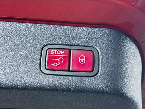 Used 2016 Mercedes-Benz GLE 350 4MATIC w/ Parking Assist Package image 29