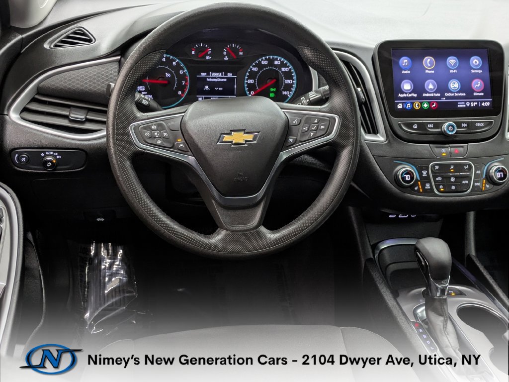 Used 2024 Chevrolet Malibu LT FWD image 4