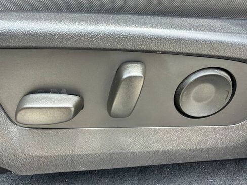 Used 2024 Chevrolet Colorado ZR2 w/ Safety Package AWD/4WD image 24