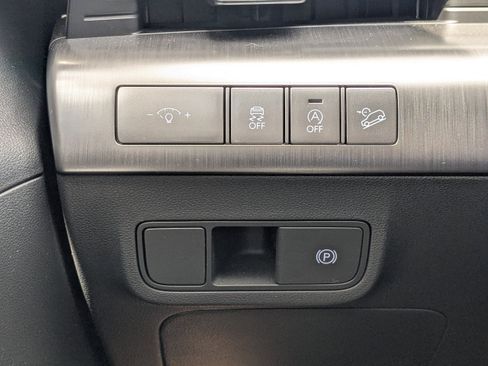 Certified 2026 Hyundai Kona SE FWD image 22