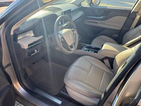 Used 2020 Lincoln Corsair FWD w/ Equipment Group 101A image 5