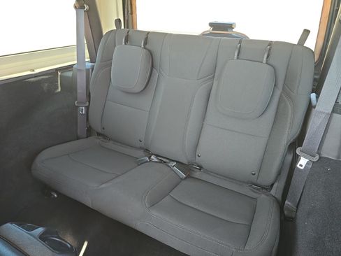 Used 2022 Jeep Wrangler Sport AWD/4WD image 16