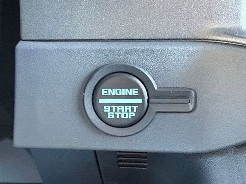 Used 2025 Ford Bronco Big Bend image 16