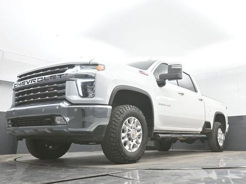 Used 2023 Chevrolet Silverado 2500 LTZ w/ LTZ Convenience Package AWD/4WD image 45