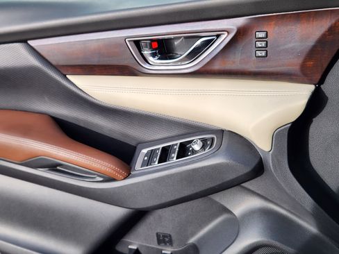 Used 2020 Subaru Ascent Touring w/ Popular Package #2A image 7