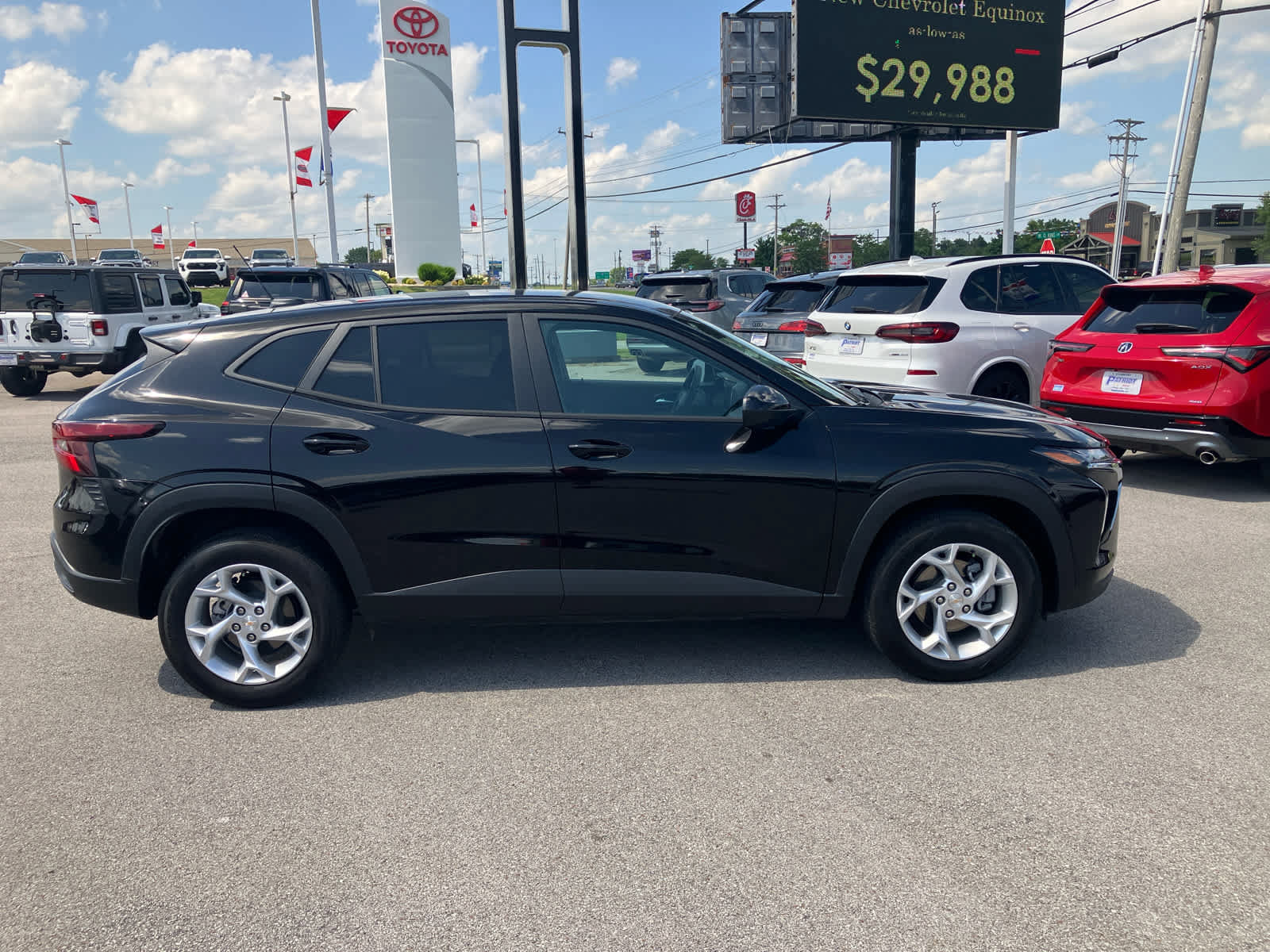 Used 2026 Chevrolet Trax LS w/ LS Convenience Package FWD image 8