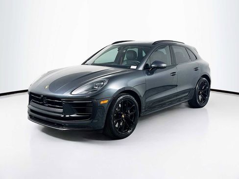 Certified 2024 Porsche Macan GTS image 1
