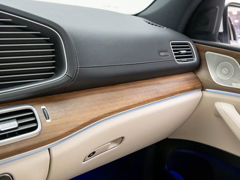 New 2025 Mercedes-Benz GLS 450 GLS 450 image 26