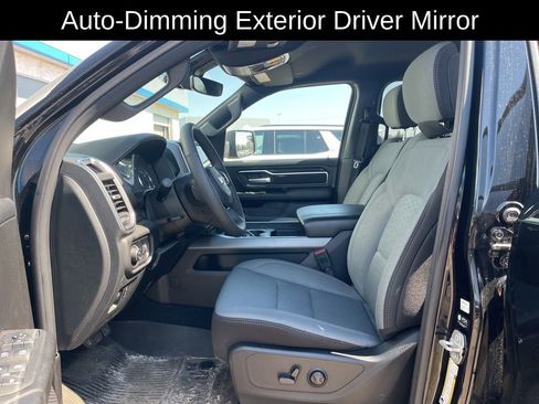 Used 2025 RAM 1500 Big Horn AWD/4WD image 16