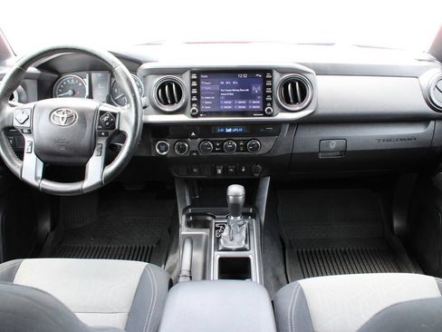 Used 2021 Toyota Tacoma TRD Off-Road AWD/4WD image 6