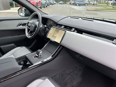New 2026 Land Rover Range Rover Velar Dynamic SE image 20