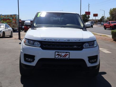 Used 2016 Land Rover Range Rover Sport SE image 2