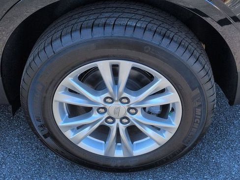 New 2026 Cadillac XT5 Luxury w/ LPO, Floor Liner Package image 34