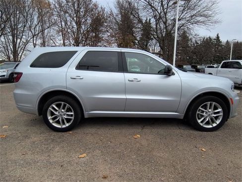 Used 2023 Dodge Durango GT image 2