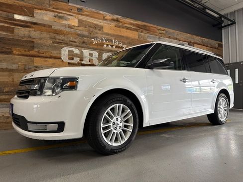 Used 2019 Ford Flex SEL w/ Equipment Group 202A AWD/4WD image 2