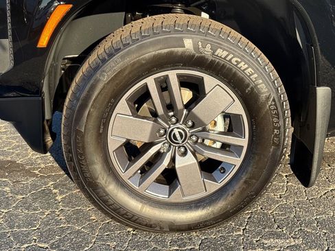 New 2026 Nissan Frontier SV image 9