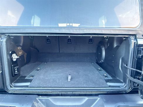 Used 2023 Jeep Wrangler Unlimited image 29