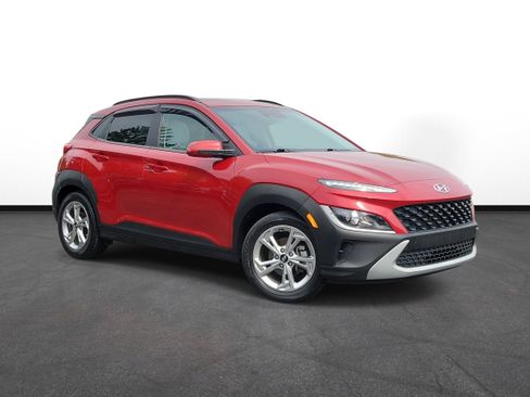 Used 2023 Hyundai Kona SEL w/ Convenience Package FWD image 1