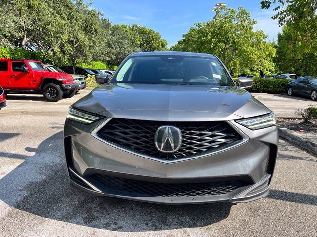 Used 2025 Acura MDX FWD image 2