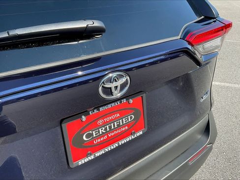 Used 2025 Toyota RAV4 XLE Premium FWD image 31
