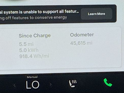 Used 2021 Tesla Model 3 Standard Range Plus image 16